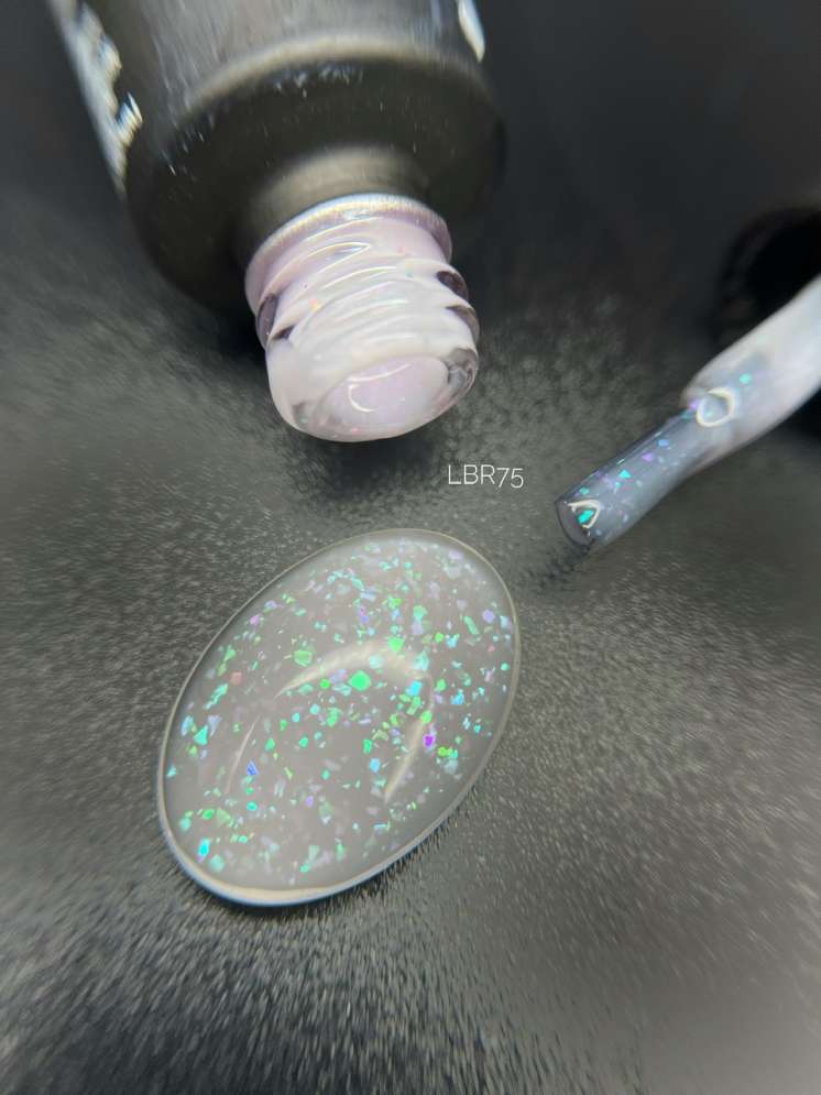 База камуфлирующая с хлопьями ROYAL "LOVELY" LBR75