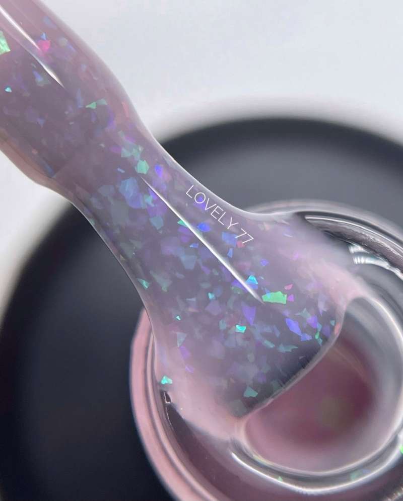 База камуфлирующая с хлопьями ROYAL "LOVELY" LBR77