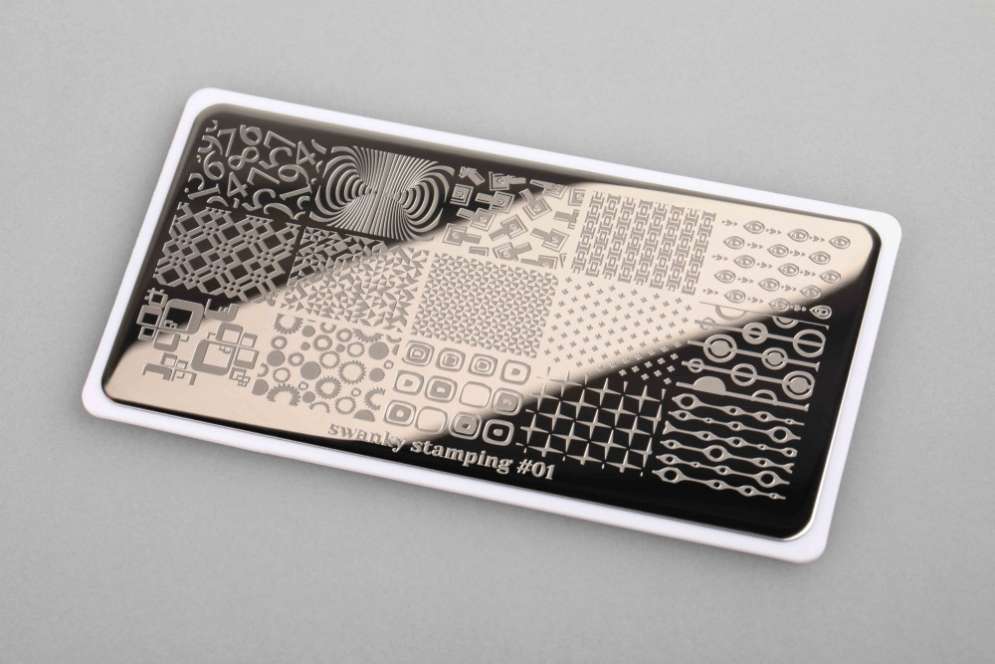 Пластина для стемпинга Swanky Stamping 01