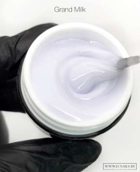Молочный гель ROYAL GRAND MILK GEL — универсальный молочный оттенок для любого дизайна