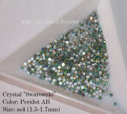 Стразы ss4 Peridot AB 1.5-1.7mm 100шт 