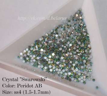 Стразы ss4 Peridot AB 1.5-1.7mm 100шт 