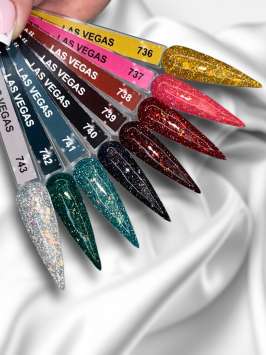 739 LOVE NAIL ГЕЛЬ ЛАК класса Premium           