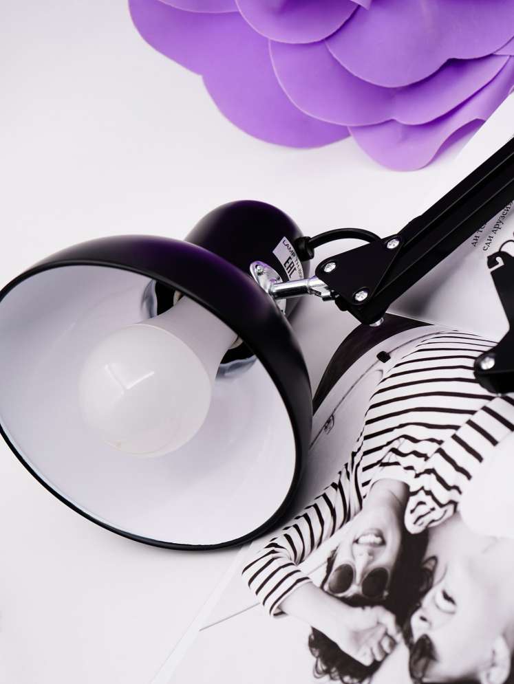 Лампа настольная для бликов (черная) + лампочка в подарок 