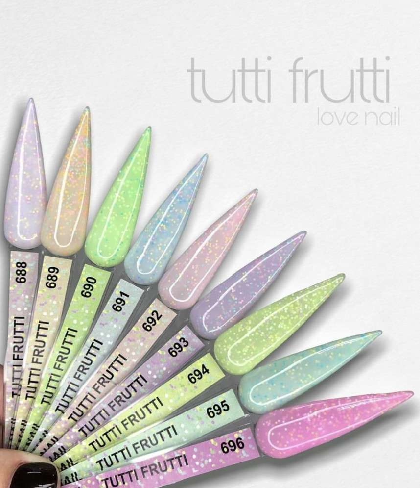 688 LOVE NAIL ГЕЛЬ ЛАК класса Premium            