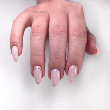 300 LOVE NAIL ГЕЛЬ ЛАК класса Premium  